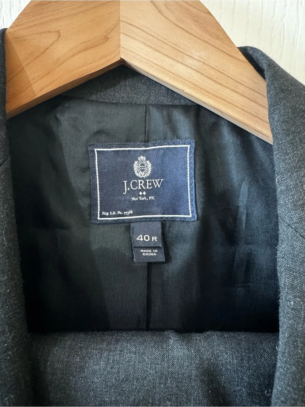 J. Crew Men's Dark Charcoal Two-Button Ludlow Suit 40R 33x30